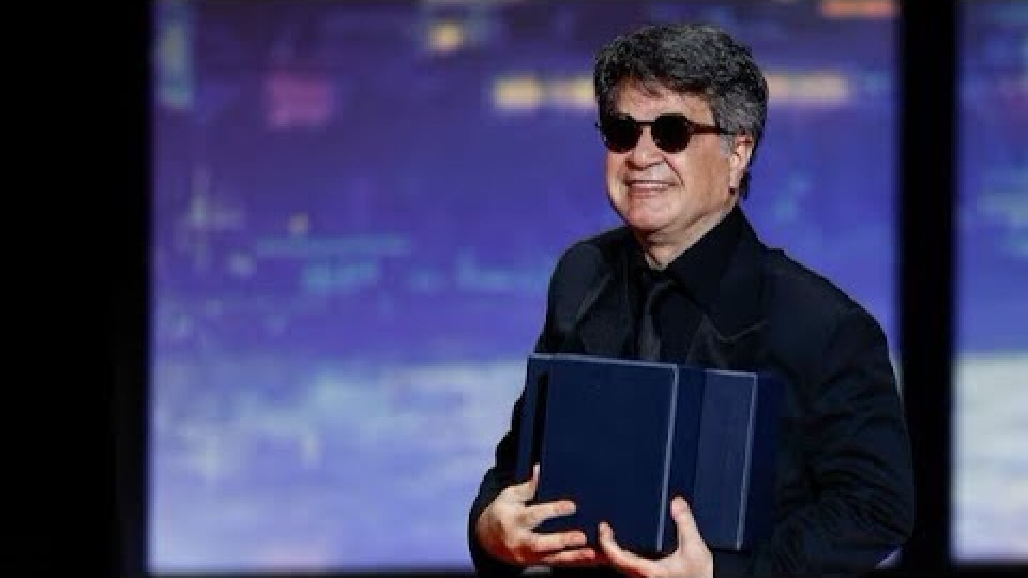 Iran's Jafar Panahi wins Cannes top award | REUTERS