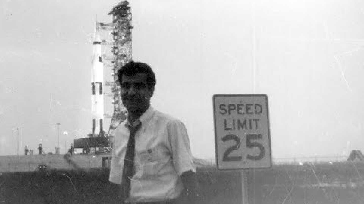 Apollo 11: Ο Δ. Σιμόπουλος στους 102.5 για το πρώτο βήμα στη Σελήνη από τον άνθρωπο