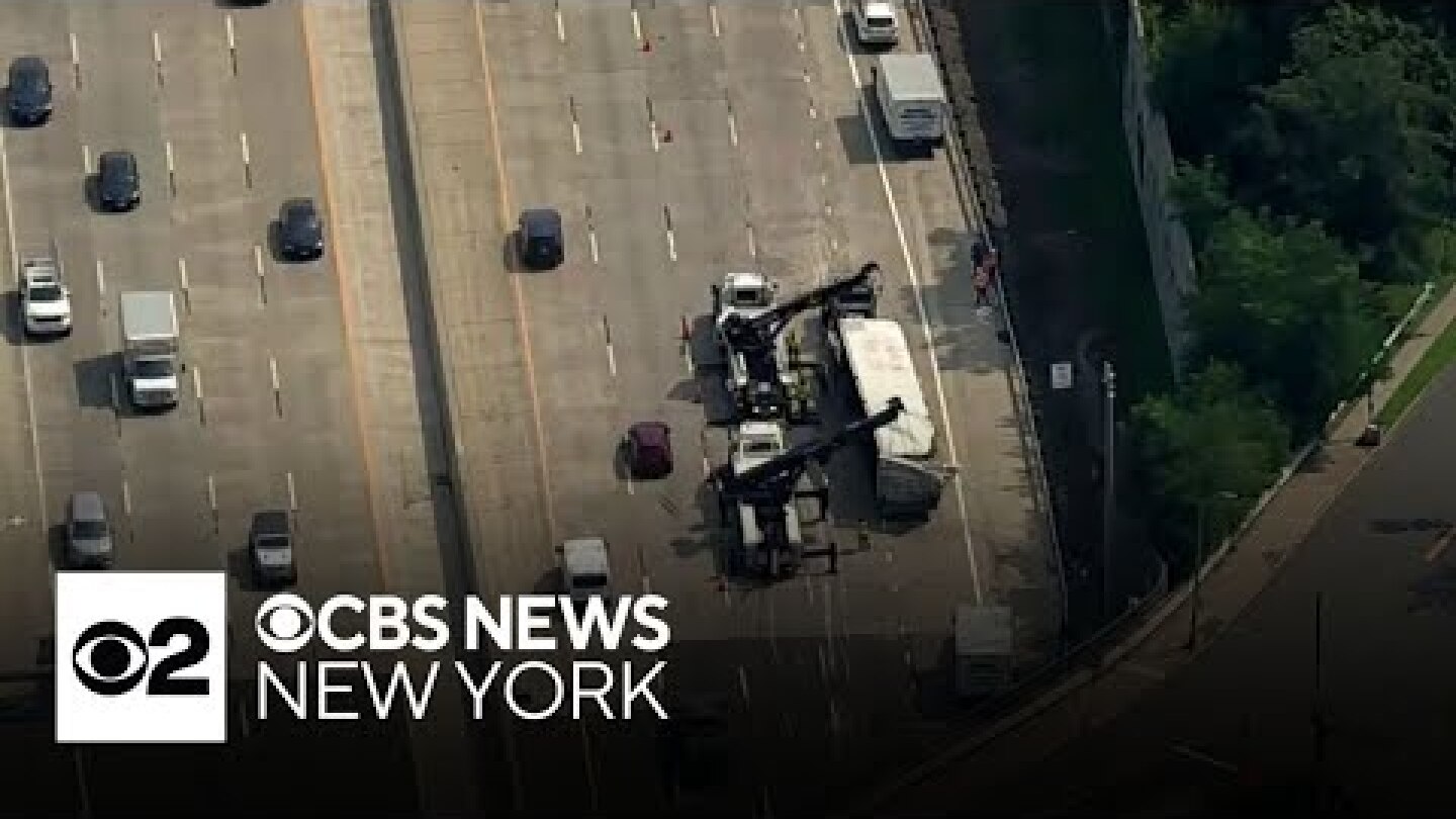 Tractor trailer strikes overpass and overturns on NYS Thruway in Rockland County