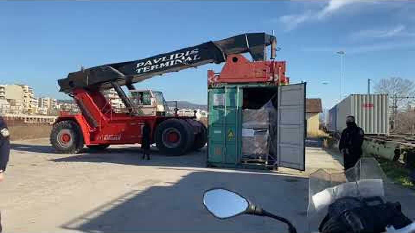 Thestival.gr Κοντέινερ με μετανάστες