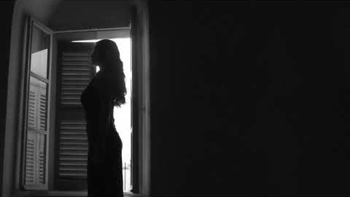 Klaudia Delmer-Πώς να ξεχάσω-Μιχάλης Γκανάς-Μίκης Θεοδωράκης