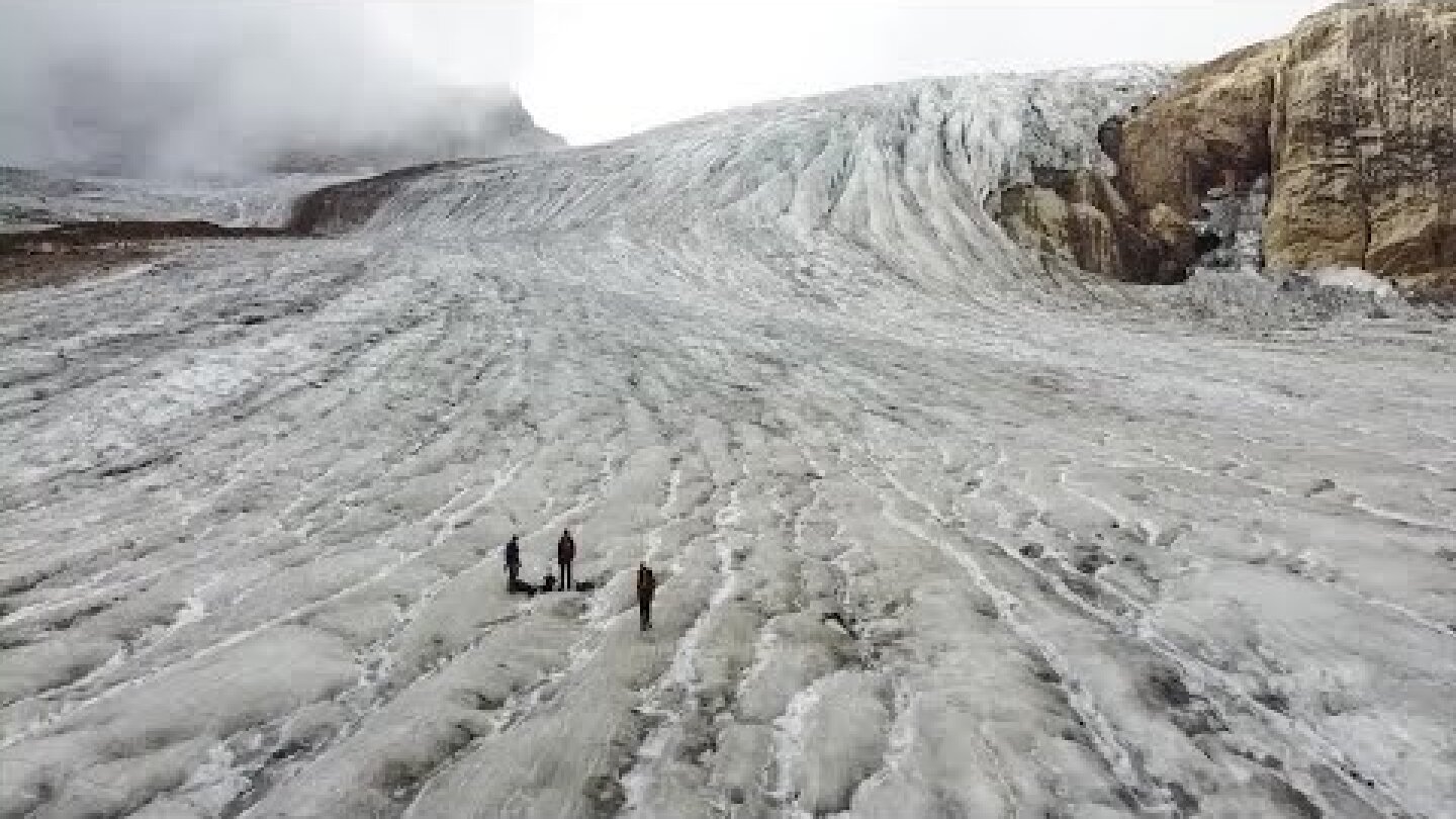 Swiss glaciers melting at record rate, data shows