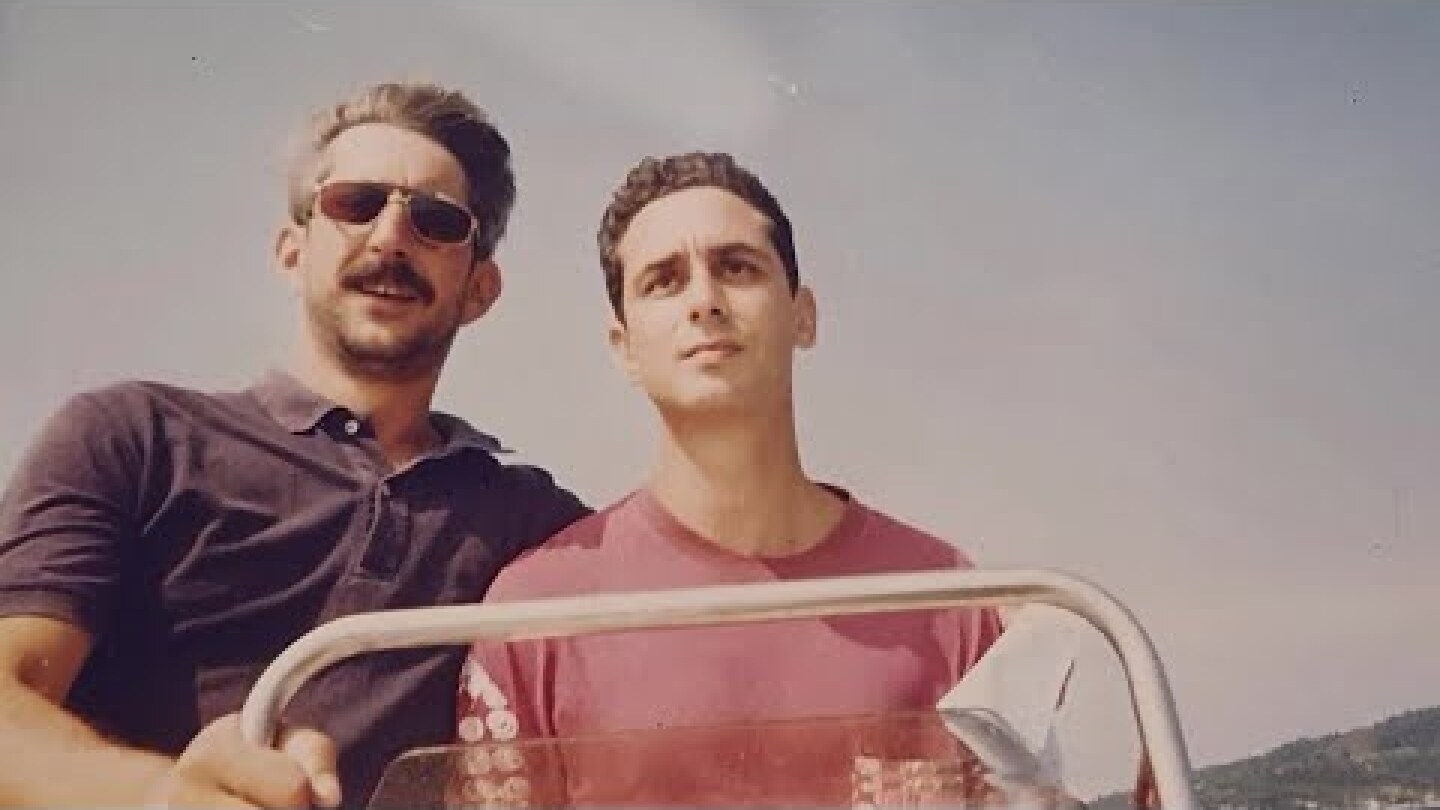 Βίντεο για τη ζωή του Άλμπερτ Μπουρλά