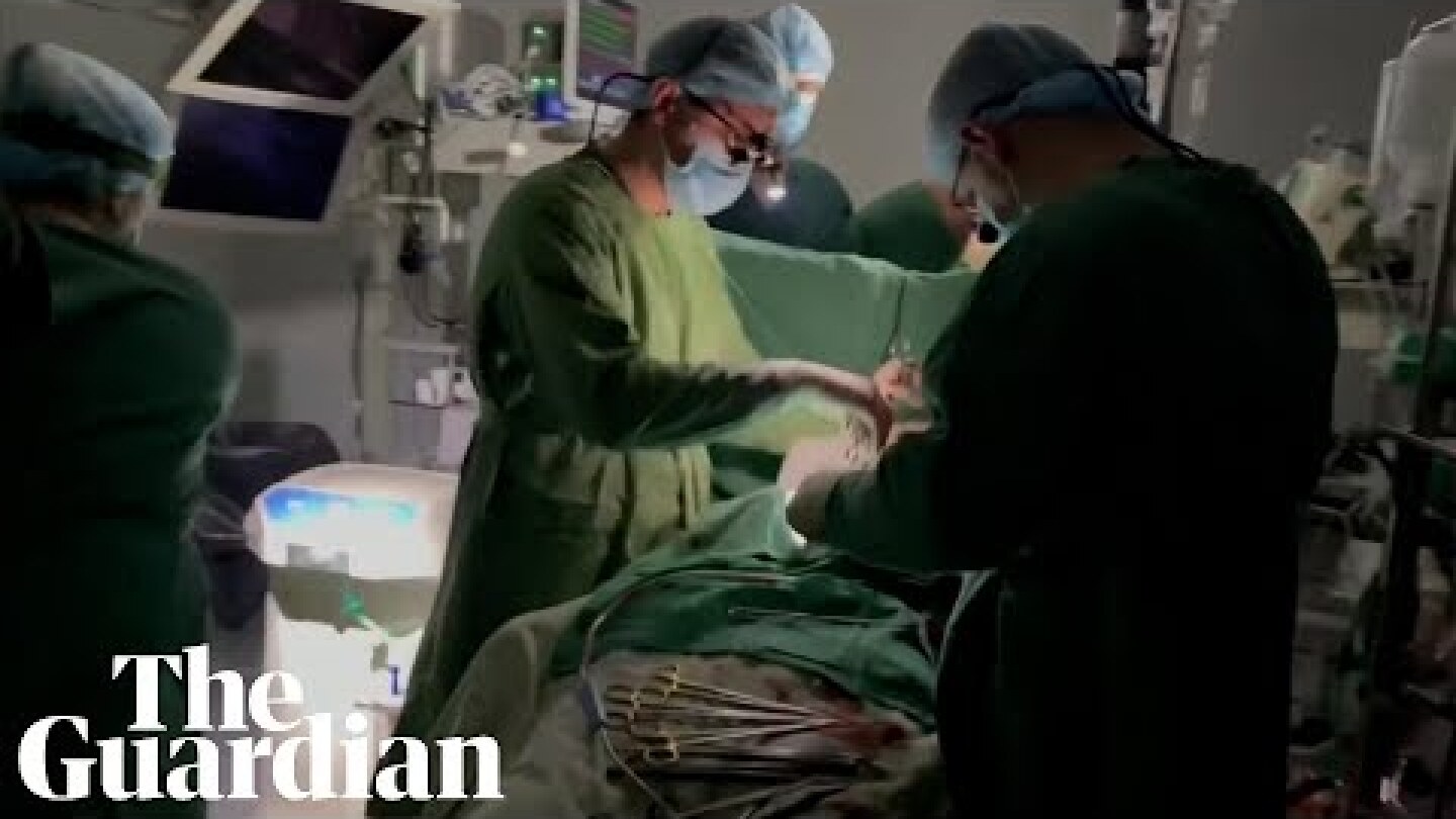Kyiv surgeons perform heart surgery on child despite power cut