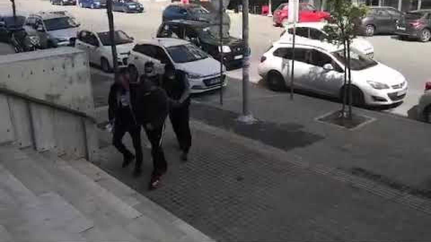 Thestival.gr Στον εισαγγελέα ο 15χρονος και ο πατέρας του