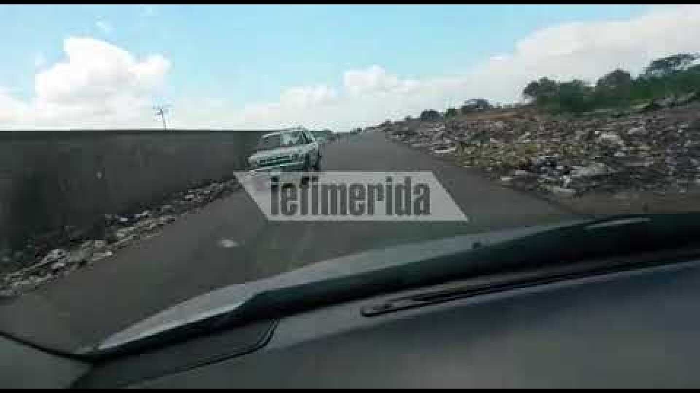 iefimerida.gr Ανθρωποι στη Βενεζουέλα, σε απόγνωση, ψάχνουν φαγητό στα σκουπίδια