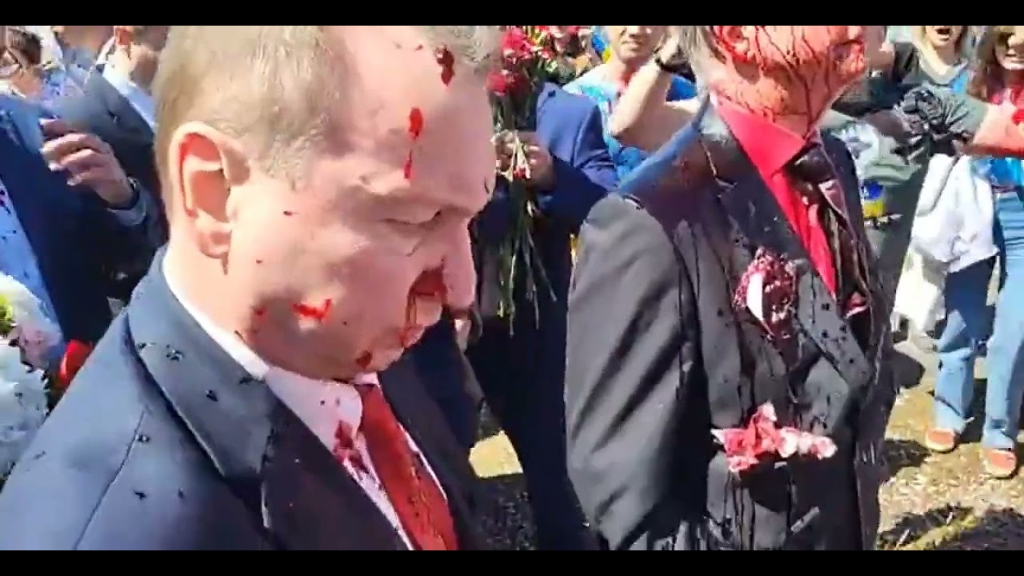 The Russian ambassador to Poland was covered with red paint