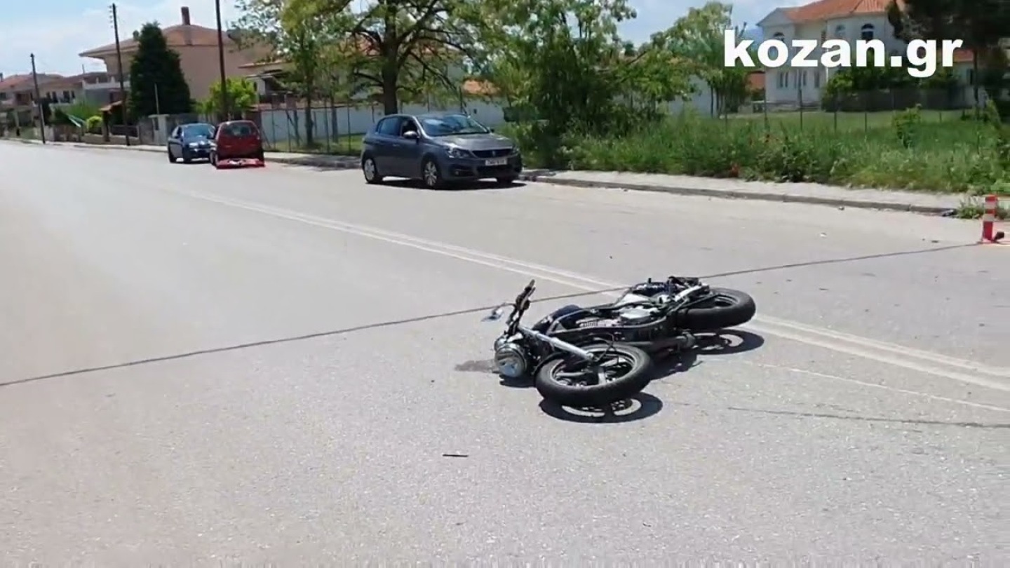 kozan.gr: Φωτογραφίες και βίντεο από το τροχαίο ατύχημα με τον πολύ σοβαρό τραυματισμό παιδιού