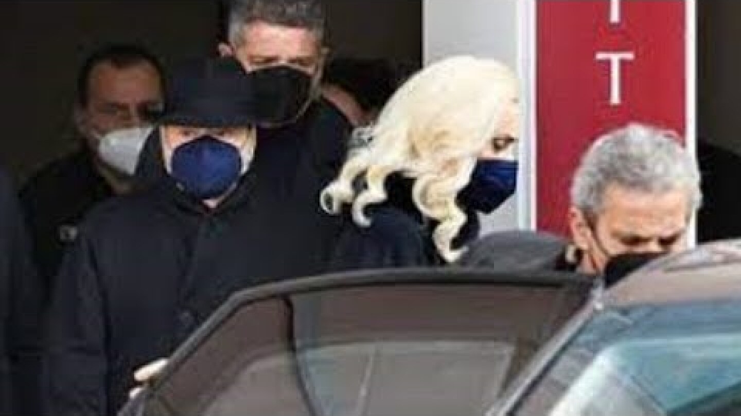 Silvio Berlusconi ha la leucemia mielomonocitica cronica. Il Cavaliere sottoposto a chemioterapia