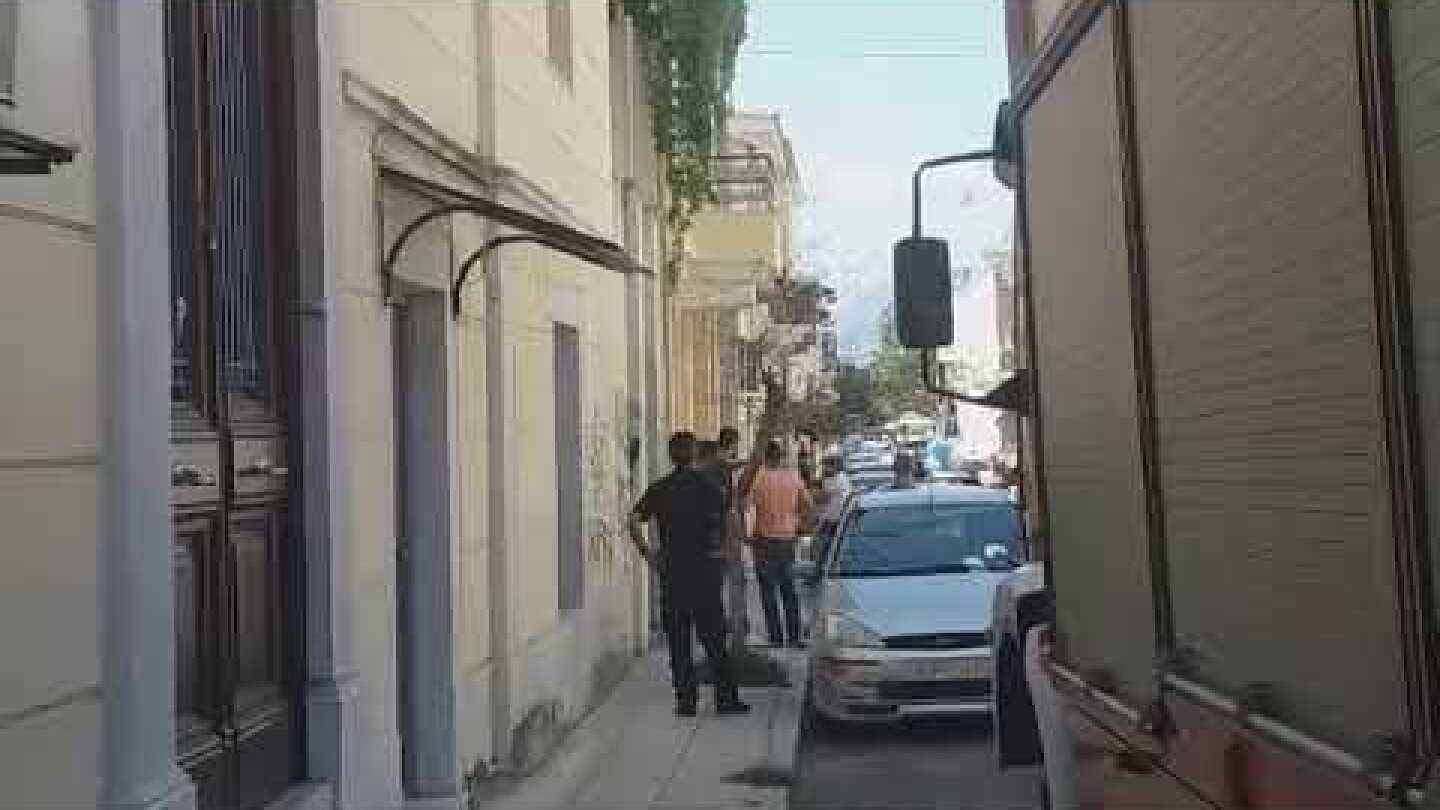 tempo24.gr ΝΕΑΡΟΣ ΑΠΕΙΛΕΙ ΝΑ ΑΥΤΟΠΥΡΠΟΛΗΘΕΙ - ΠΑΤΡΑ Ι