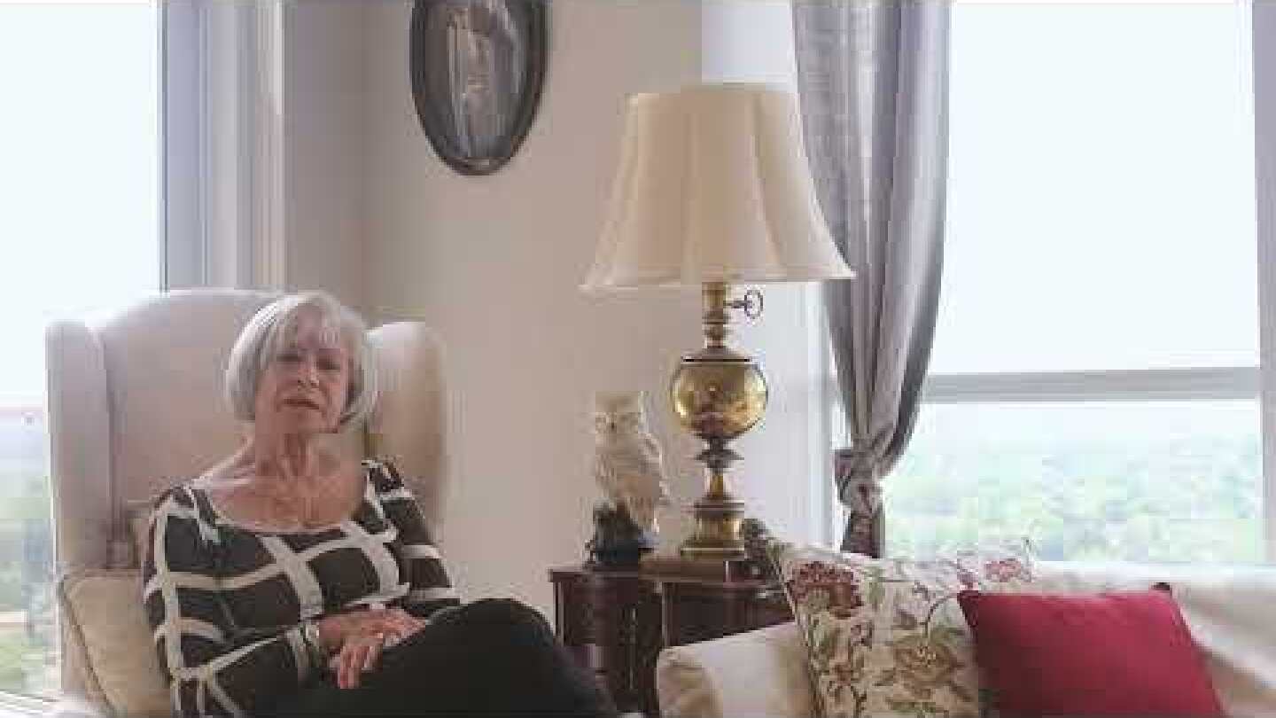 Η θεία από τον Καναδά: Η ιστορία μετάστευσης της Jenny Saunders