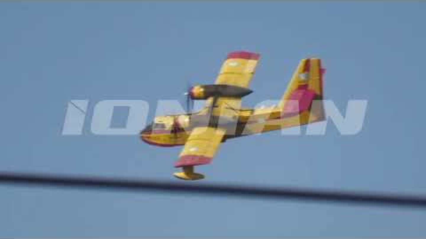 Ηλεία | Ανεξέλεγκτη η φωτιά στα άγναντα - Στα πρώτα σπίτια οι φλόγες