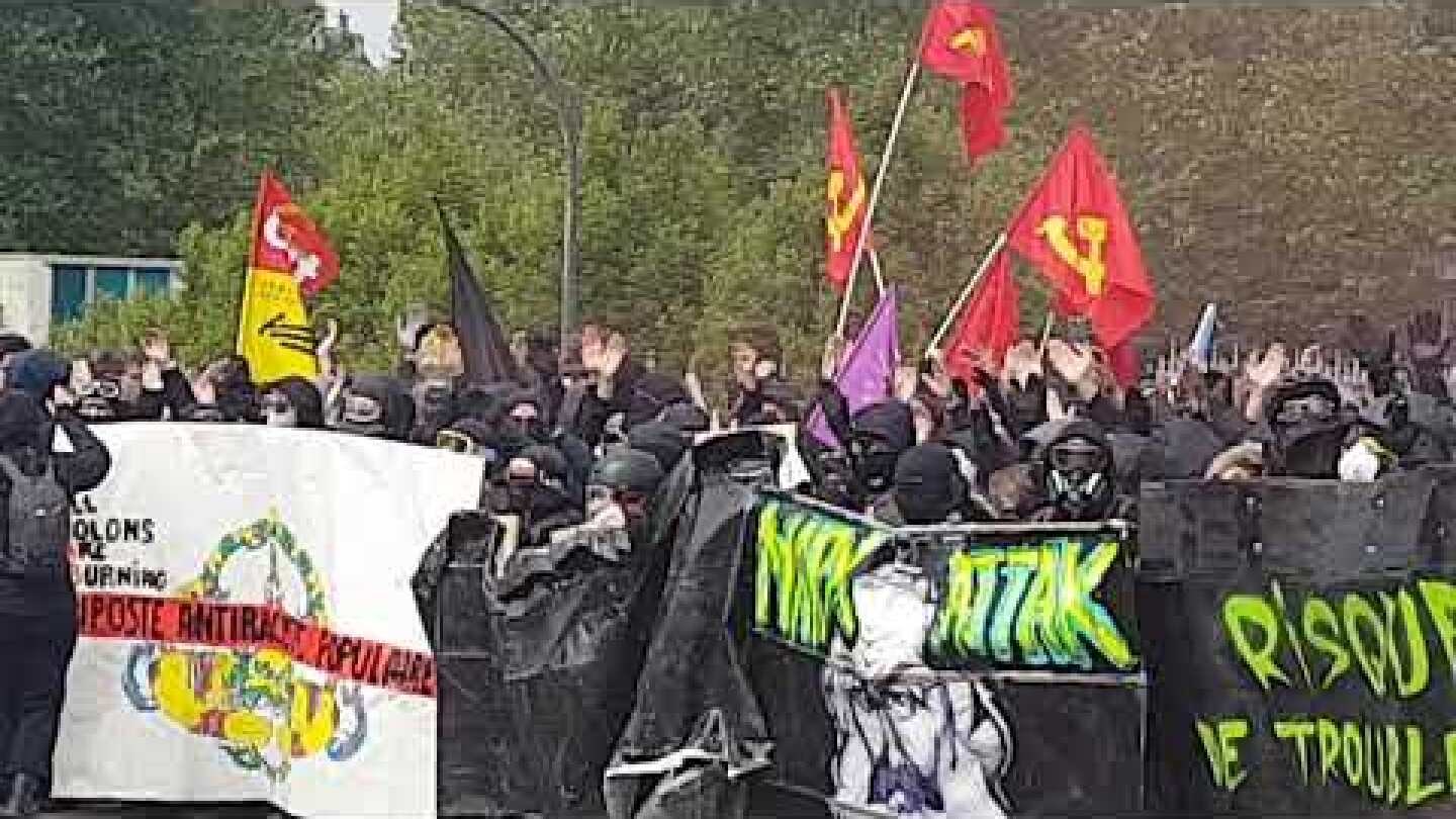Les Blacks Blocs en 1ère ligne - Manifestation Paris - 1er mai 2018