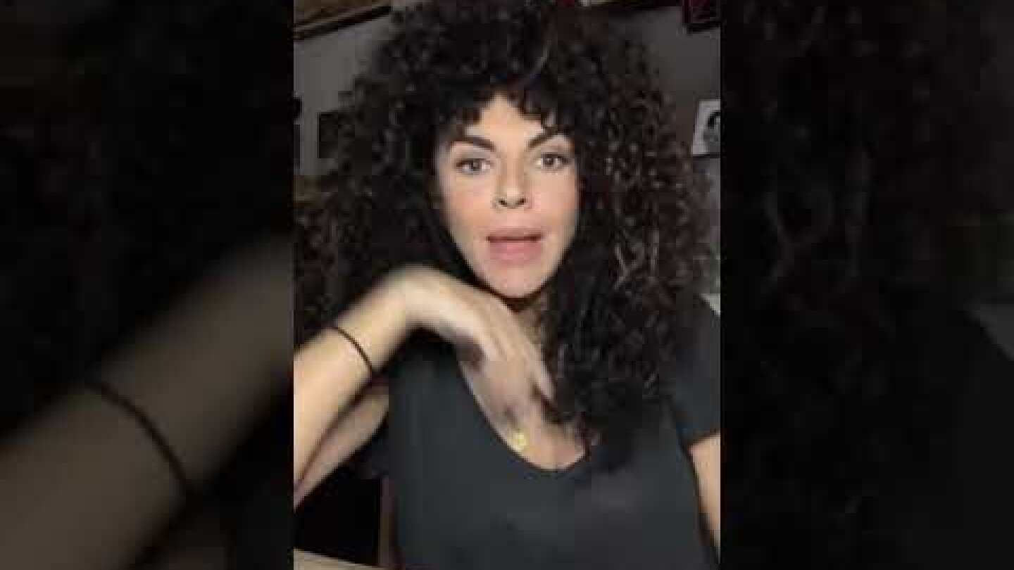 Η απάντηση της Μαρίας Σολωμού μετά το σάλο που προκάλεσε η δήλωσή της για το εμβόλιο του κορονοϊου