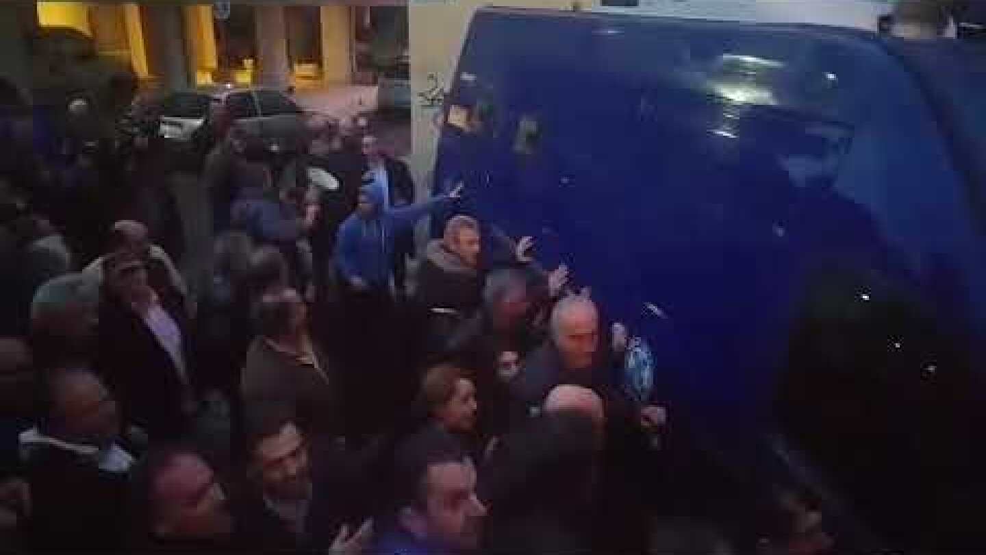 Ένταση στην Τρίπολη πριν την ομιλία Τσίπρα (3)