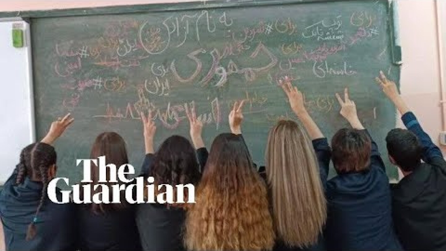 Students join anti-government protests in schools across Iran