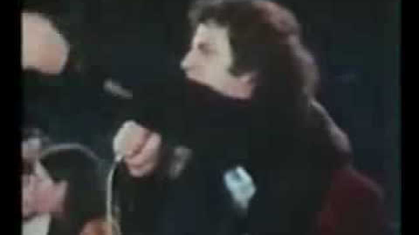 Μίκης Θεοδωράκης: Συναυλία μετά την πτώση της Χούντας