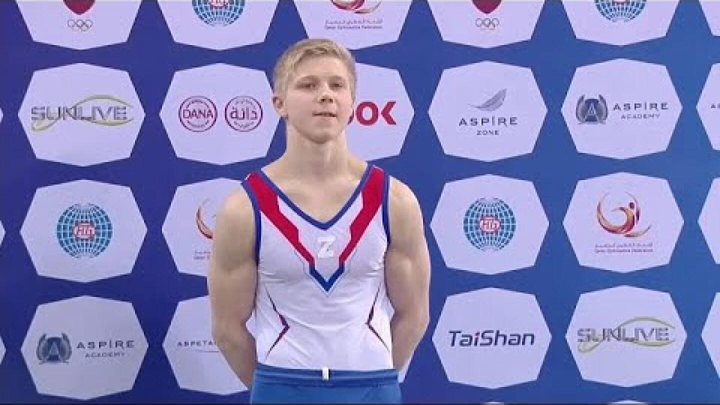 Ivan Kuliak: Russian gymnast wears Z to back invasion as he appears alongside Ukrainian Kovtun Illia