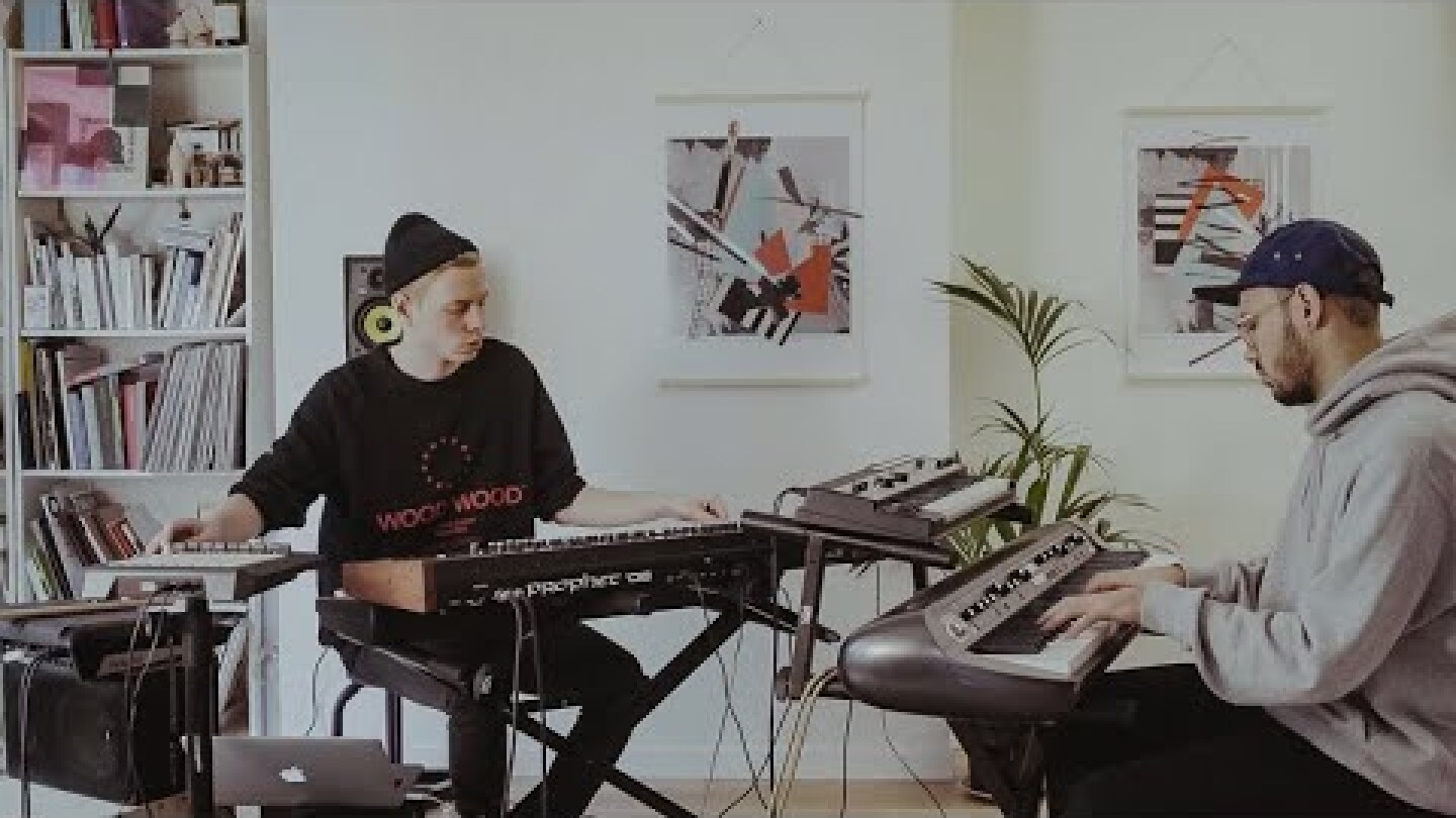 Bluestaeb - Left & Right feat. Jonathan Aréna (Live Session)
