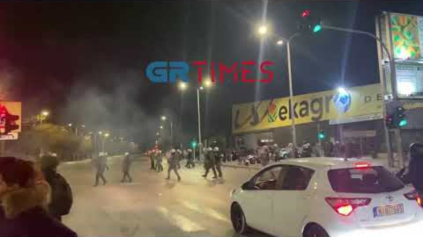 Θεσσαλονίκη: Επεισόδια έξω από την πύλη Εμπορίου στη ΔΕΘ