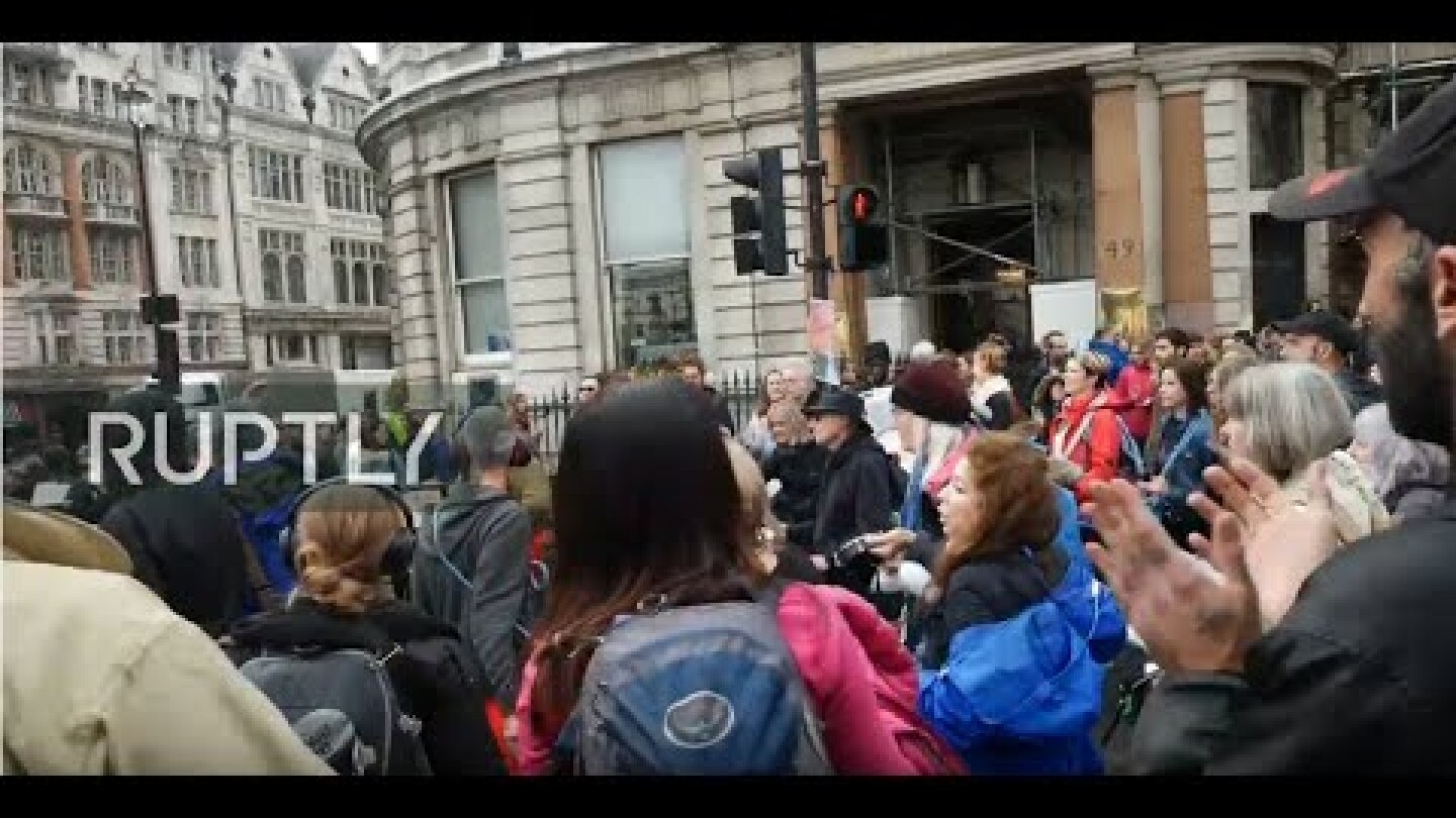 LIVE: Climate change campaigners ‘Extinction Rebellion’ hold protest in London