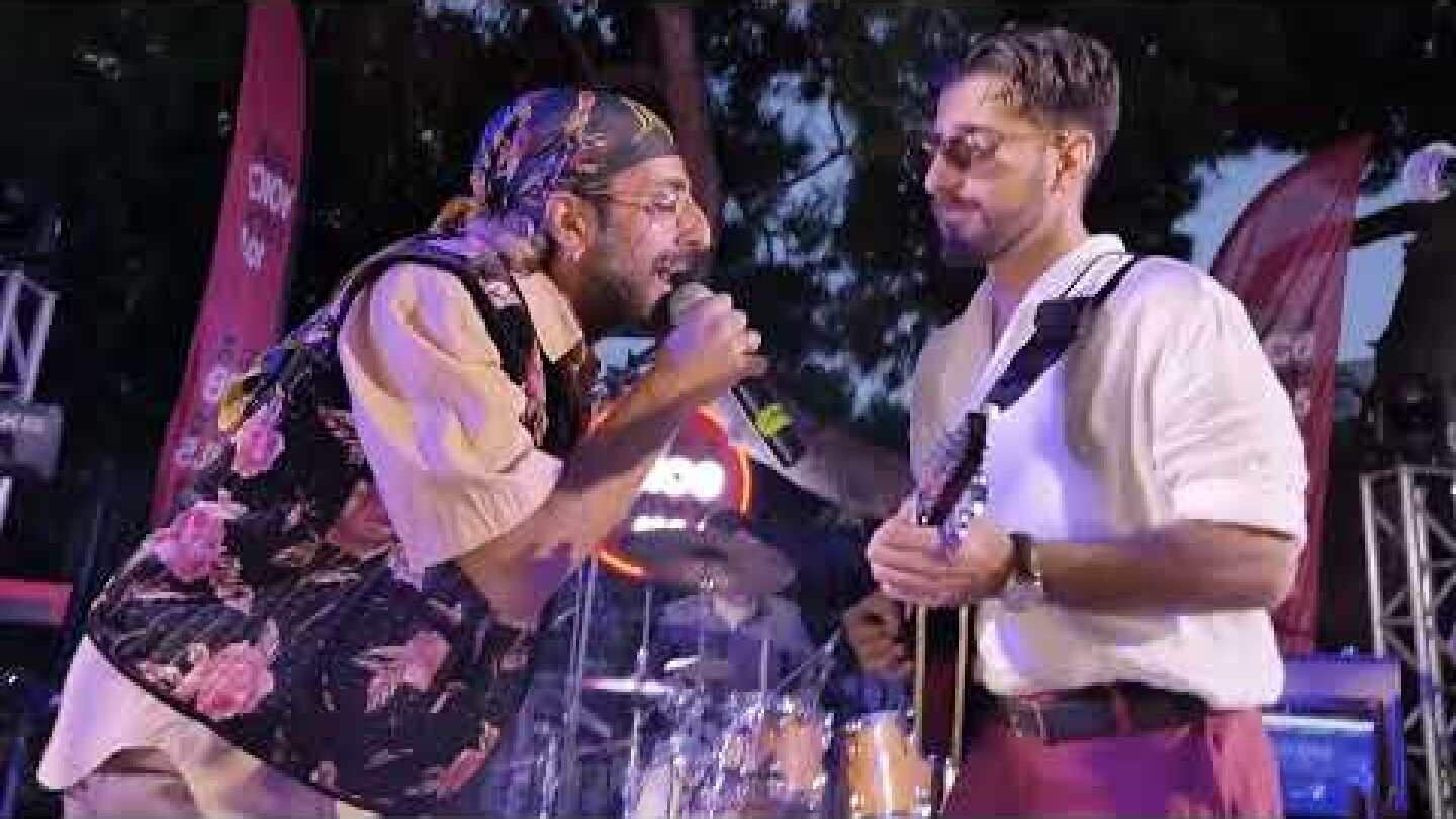 VOICE 102,5 - Πλατεία Δεξαμενής -1 χρόνος "Το Μπαλκόνι του Papazό" - Ody Icon