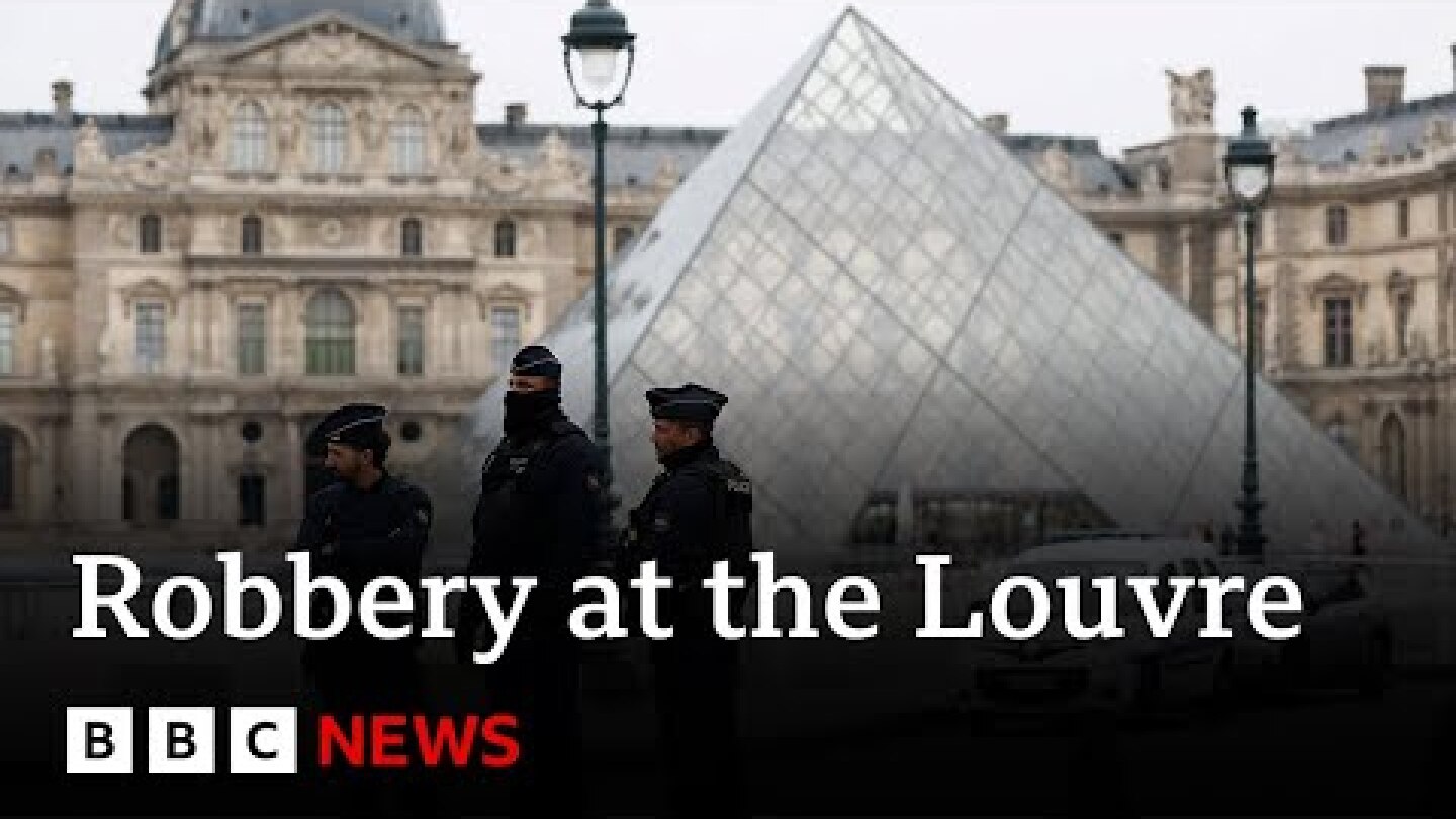 Thieves steal jewels of 'incalculable' value in heist at Louvre museum in Paris | BBC News
