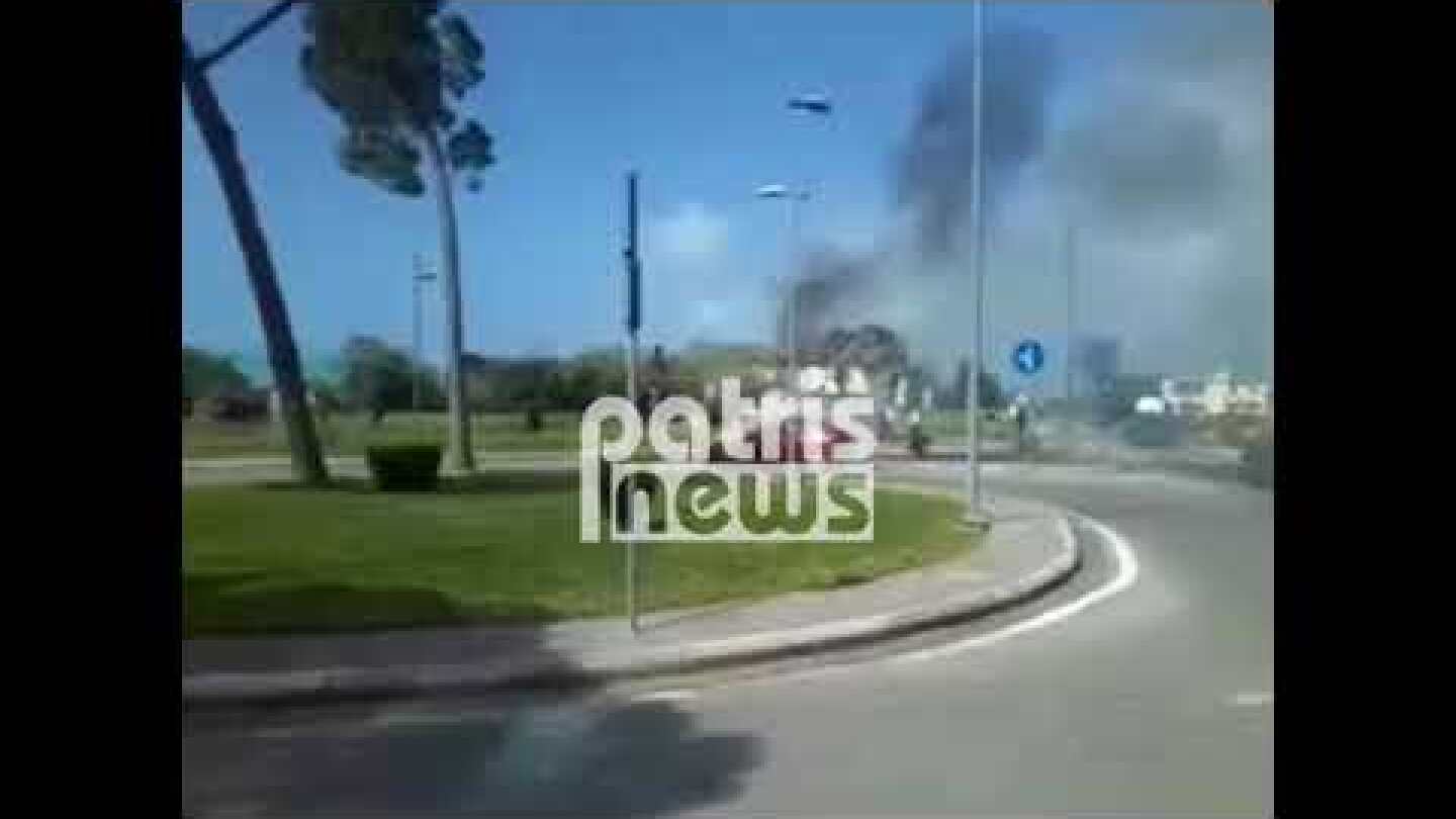 Πύργος: Φωτιά σε αυτοκίνητο - Σώθηκε από θαύμα ο οδηγός (2)