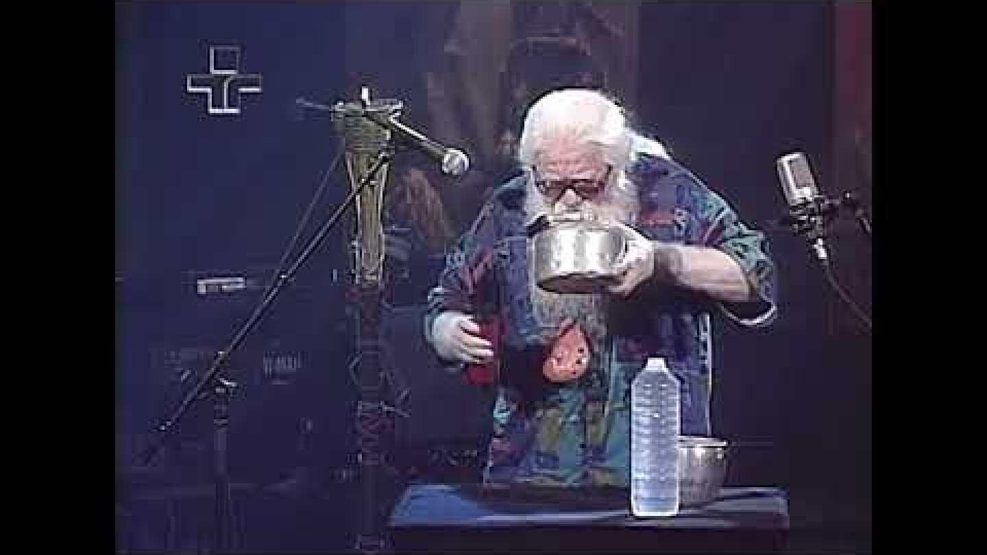 Hermeto Pascoal - Solo de Barba, Chaleira, etc - Especial "Calendário do Som" - TV Cultura - 2001