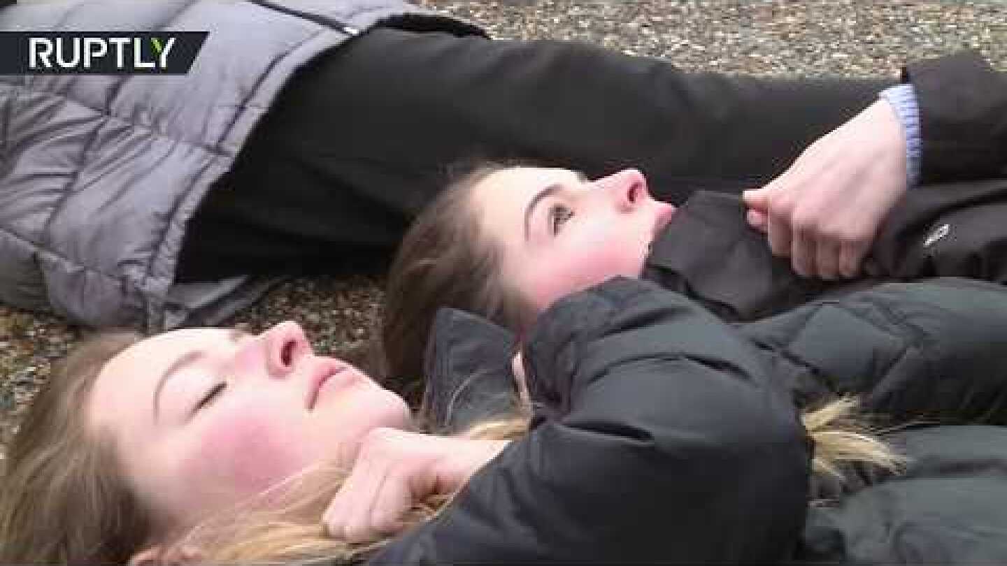 Students stage ‘lie-in’ outside White House demanding gun control