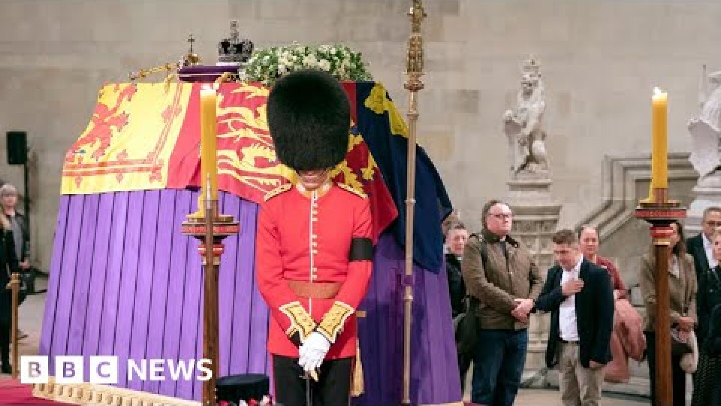 HM The Queen: Lying-in-State