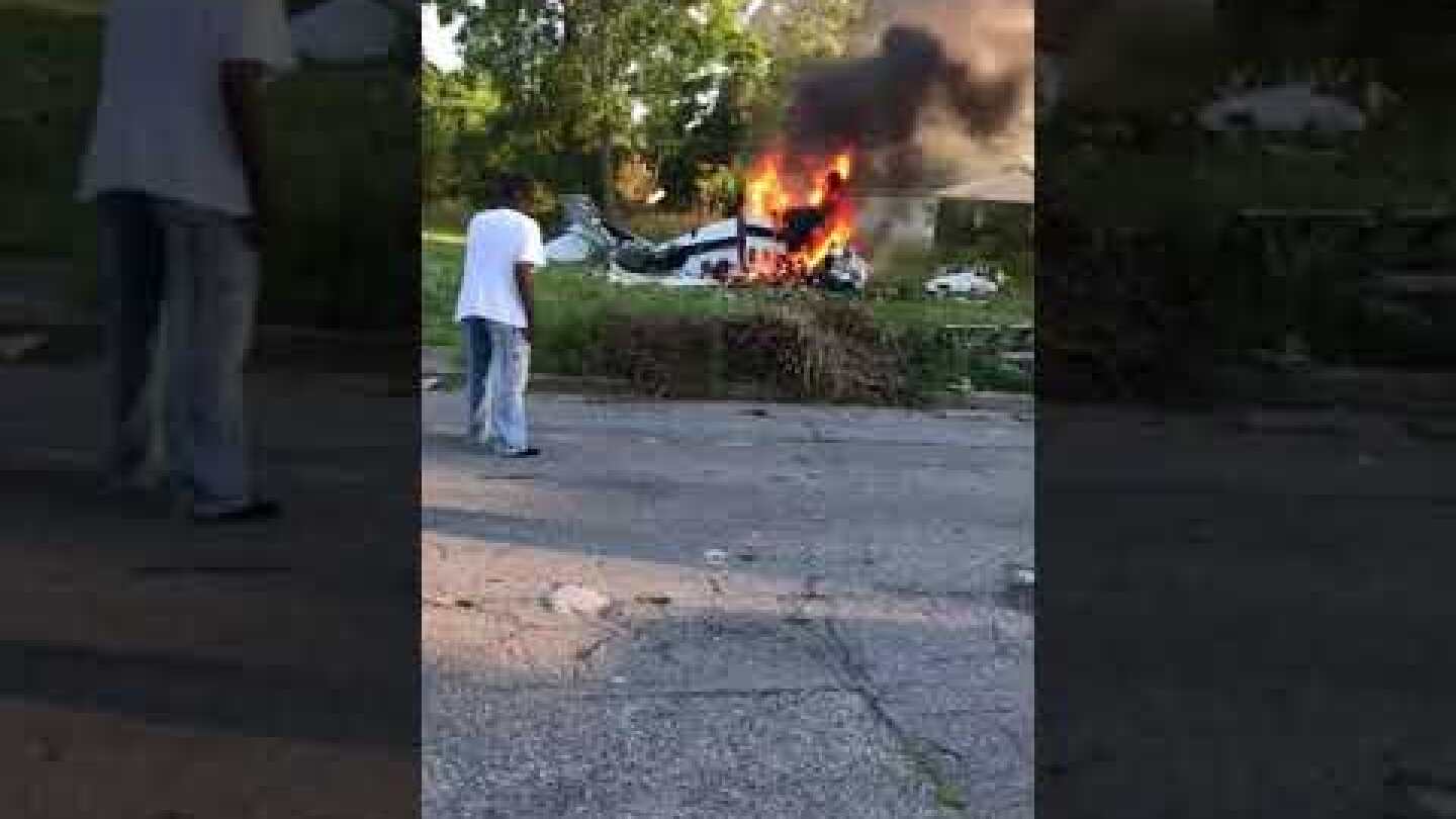 Teen Pulls Himself From Fiery Plane Crash in Detroit