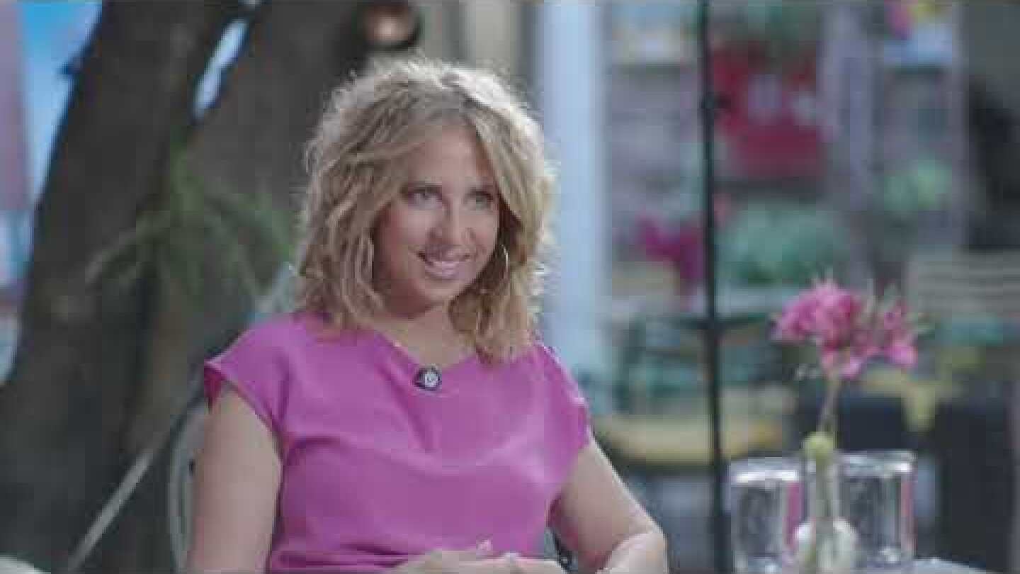 Η Ογκολόγος Αθηνά Χριστοπούλου ενημερώνει και ευαισθητοποιεί