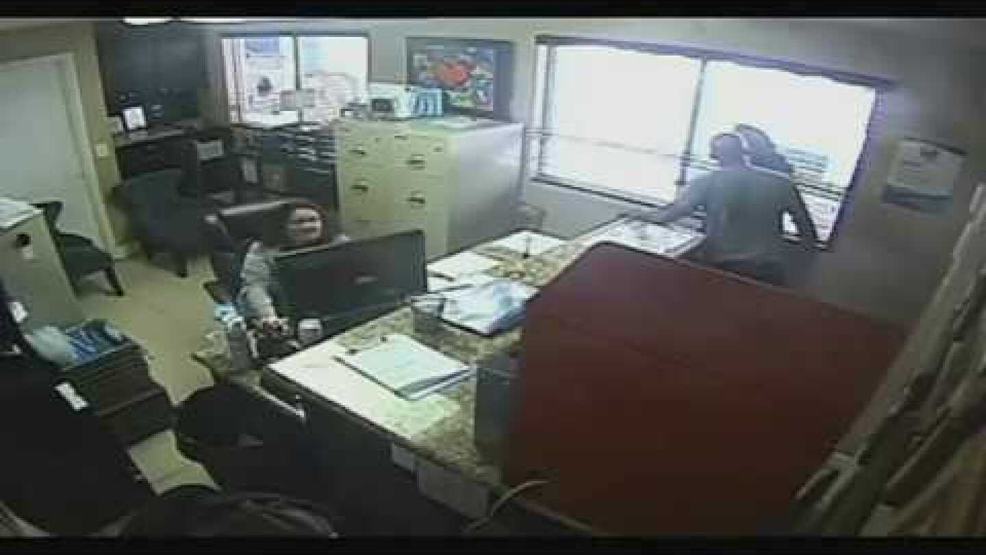 Video: Cop beat up teen daughter in school office as employees looked on