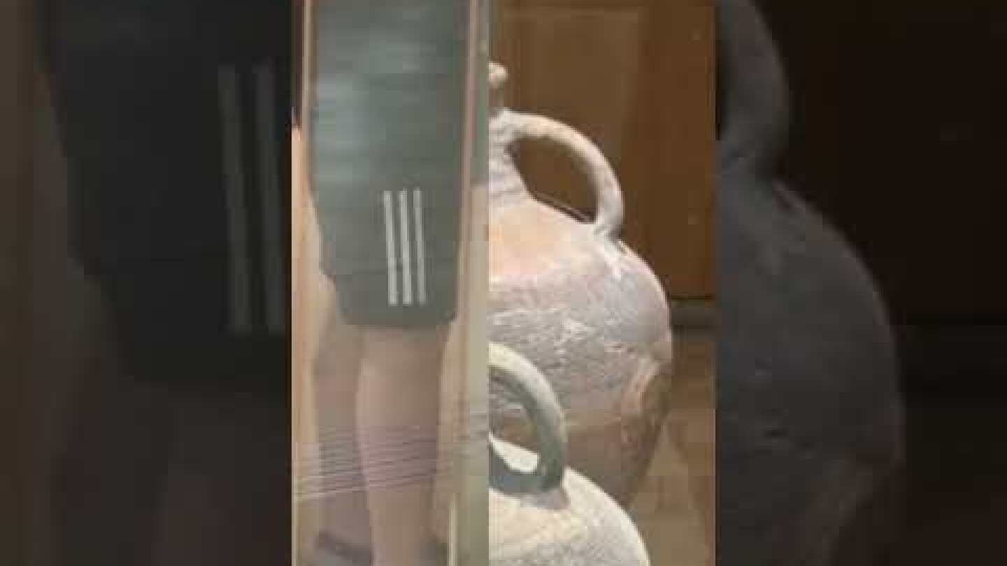 Little Boy Destroys Ancient 3,500 yr old #artefact  #archaeologyfinds  #archaeologist #damaged