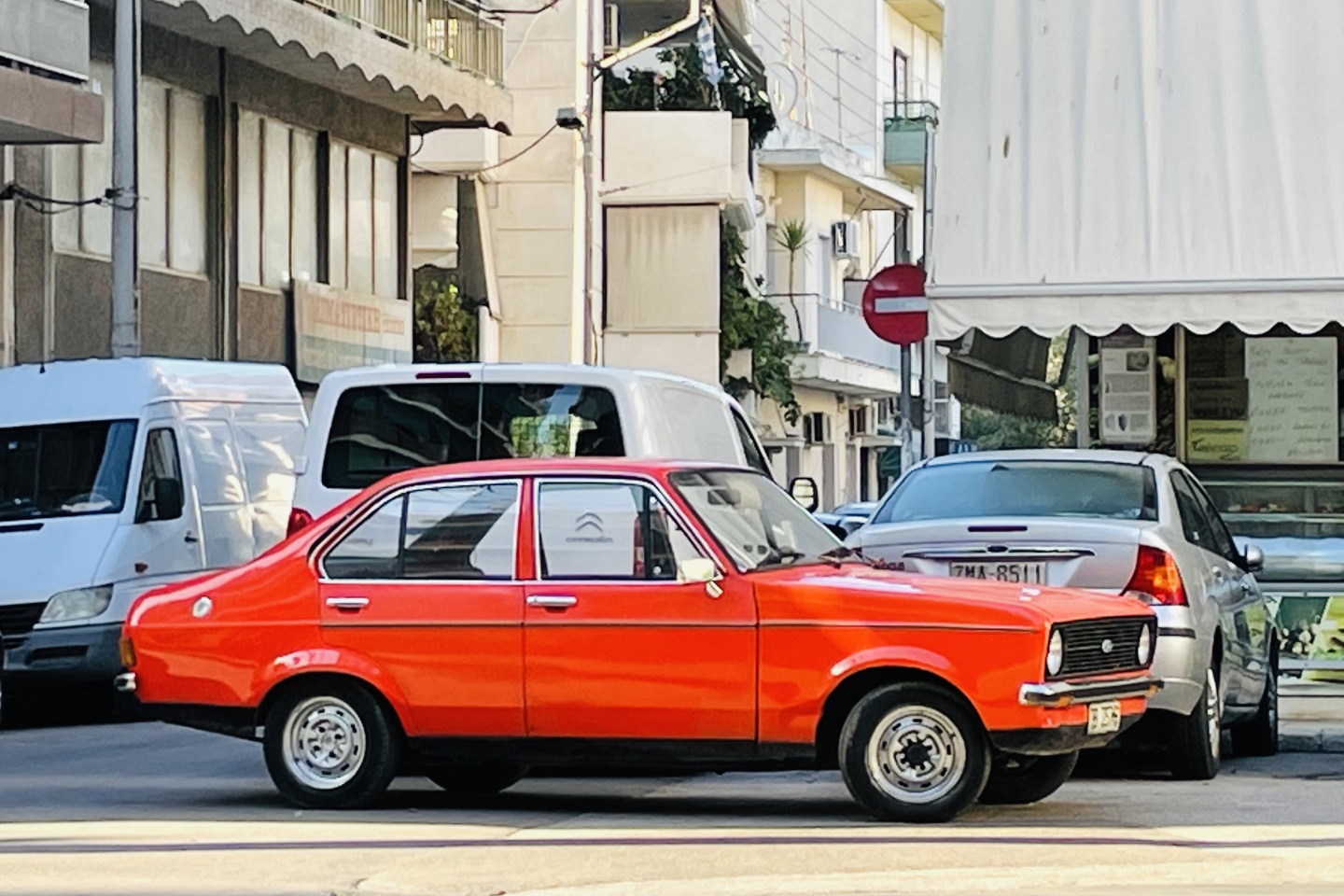 Αυτοκίνητο στην Αθήνα