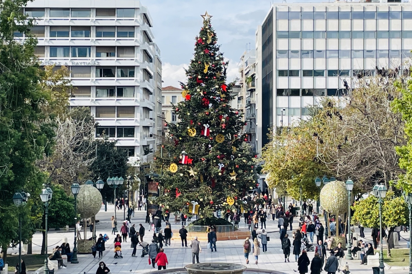 Η εβδομάδα στην Αθήνα σε 7 φωτογραφίες: Από τo Σύνταγμα στον Jack Savoretti