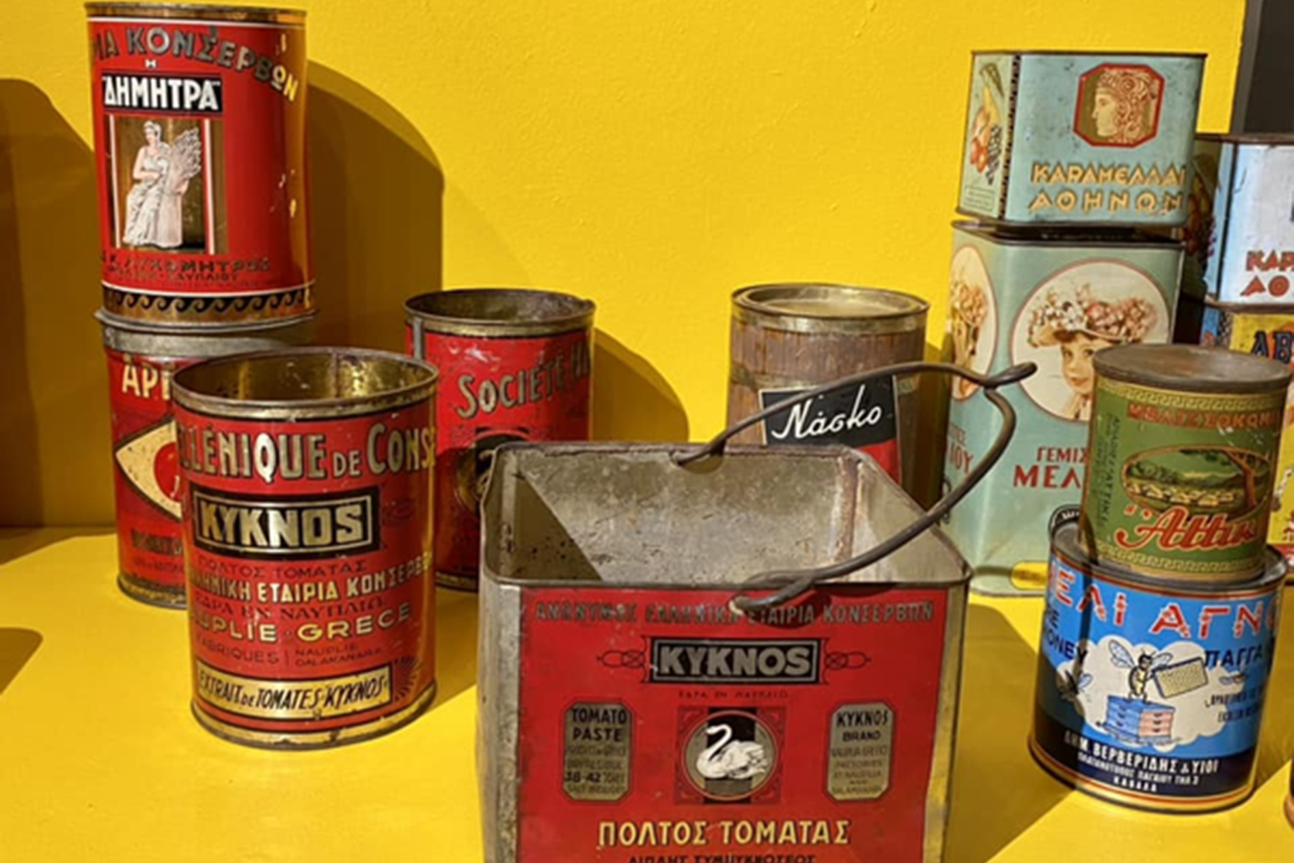 Πελτές Κύκνος