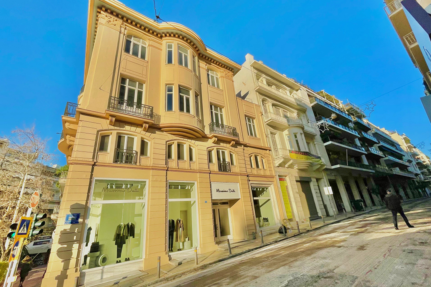 Σπάνιες εικόνες από την πολύβουη οδό Σκουφά στο Κολωνάκι