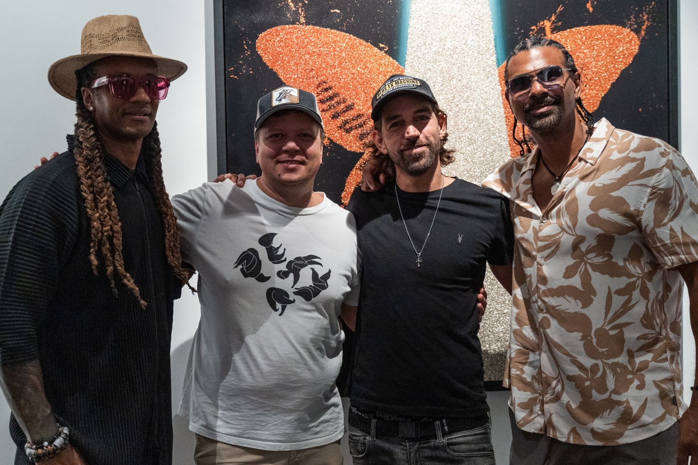 Infinite Drama Athens: Φωτορεπορτάζ από τα εγκαίνια της έκθεσης του Maxim στην Ελλάδα που παρουσιάζουν Τhe Blender Gallery και Varvara Roza Galleries.