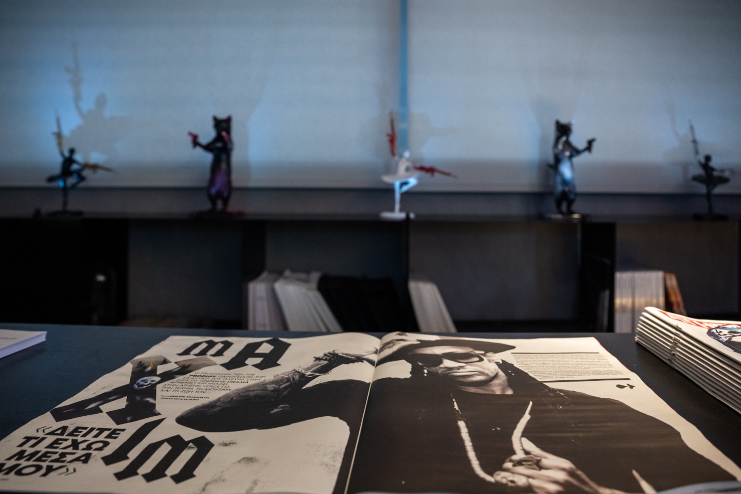 Infinite Drama Athens: Φωτορεπορτάζ από τα εγκαίνια της έκθεσης του Maxim στην Ελλάδα που παρουσιάζουν Τhe Blender Gallery και Varvara Roza Galleries.