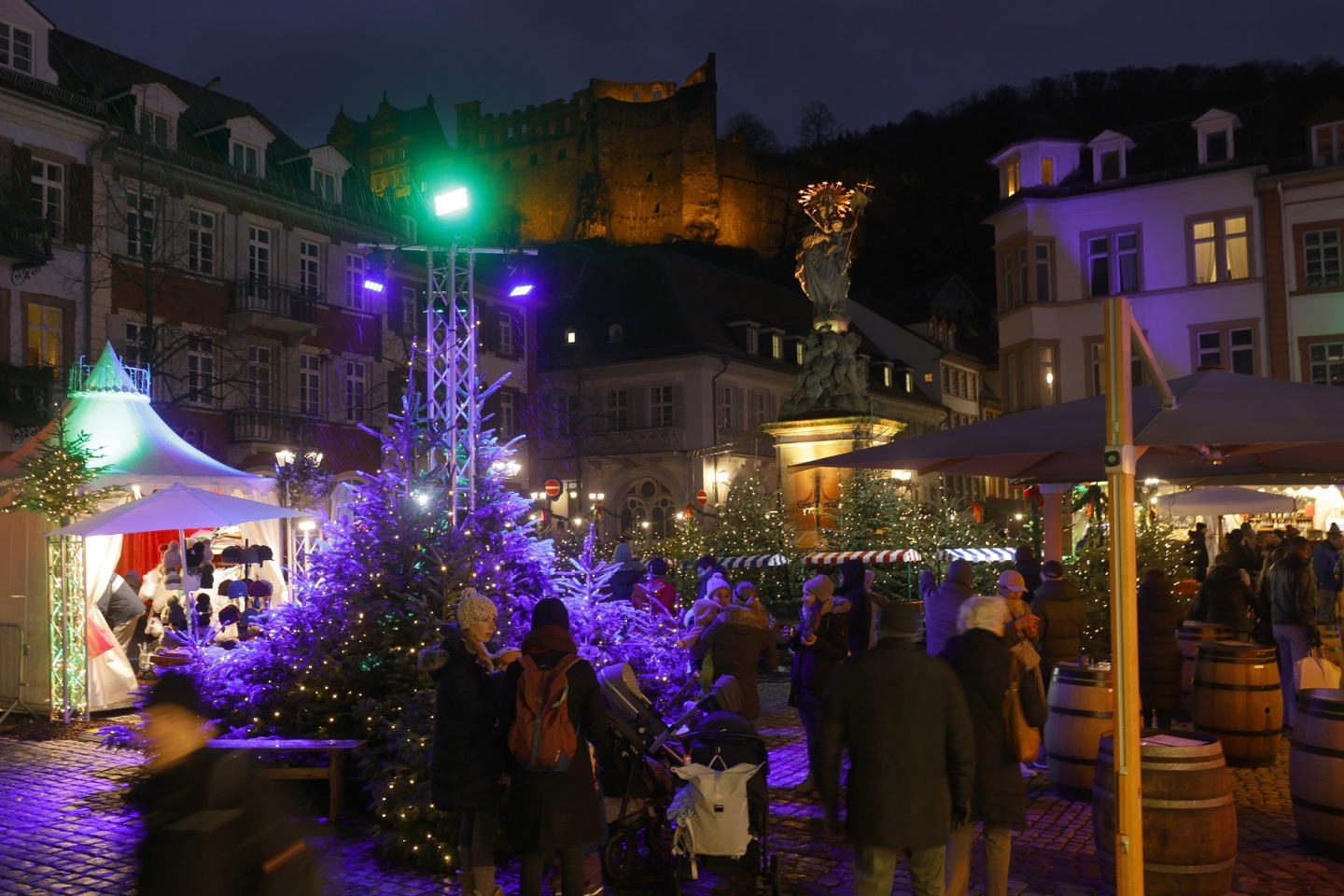 Χριστουγεννιάτικη αγορά στη Χαϊδελβέργη της Γερμανίας