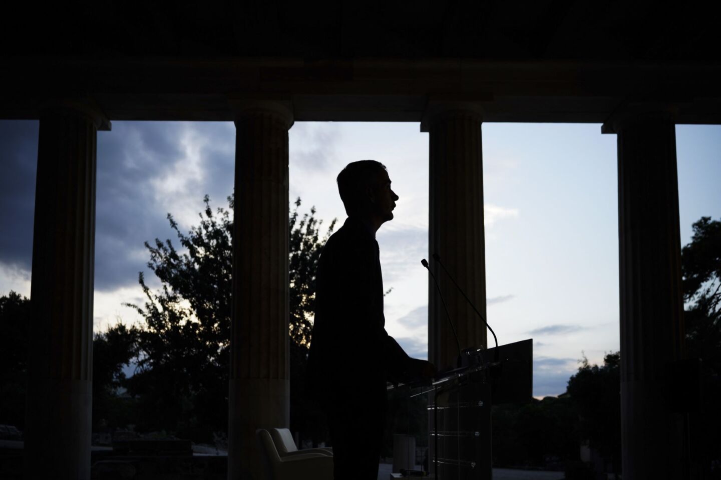 Ο Κώστας Μπακογιάννης στην εκδήλωση του Athens Democracy Forum, στη Στοά του Αττάλου, στις 28 Σεπτεμβρίου 2023