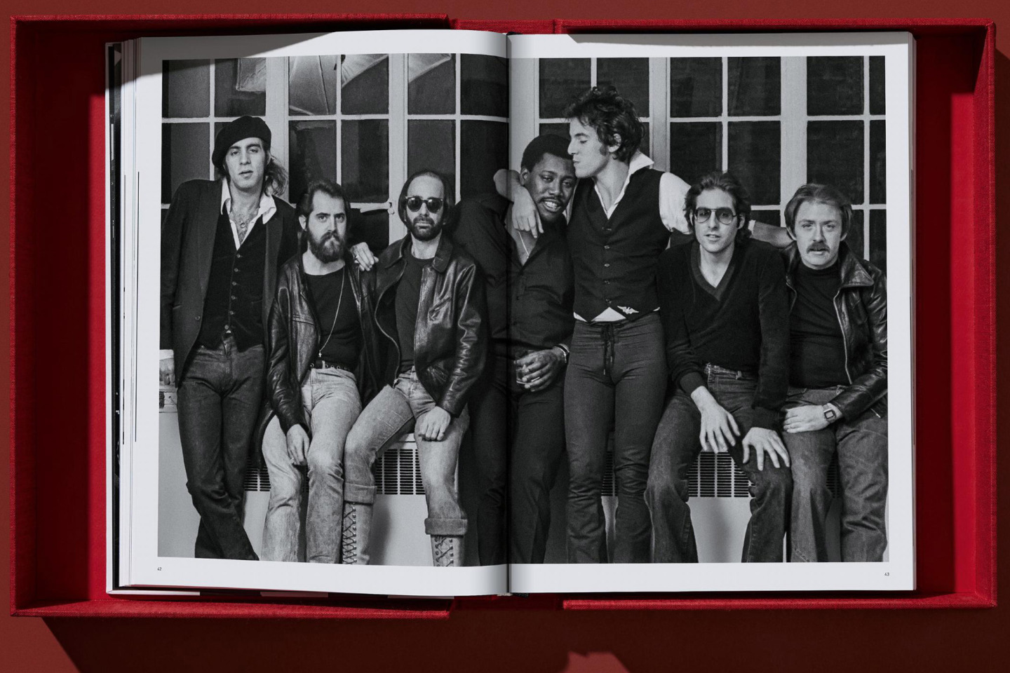 Bruce Springsteen & the E Street Band - Darkness at the Edge of Town