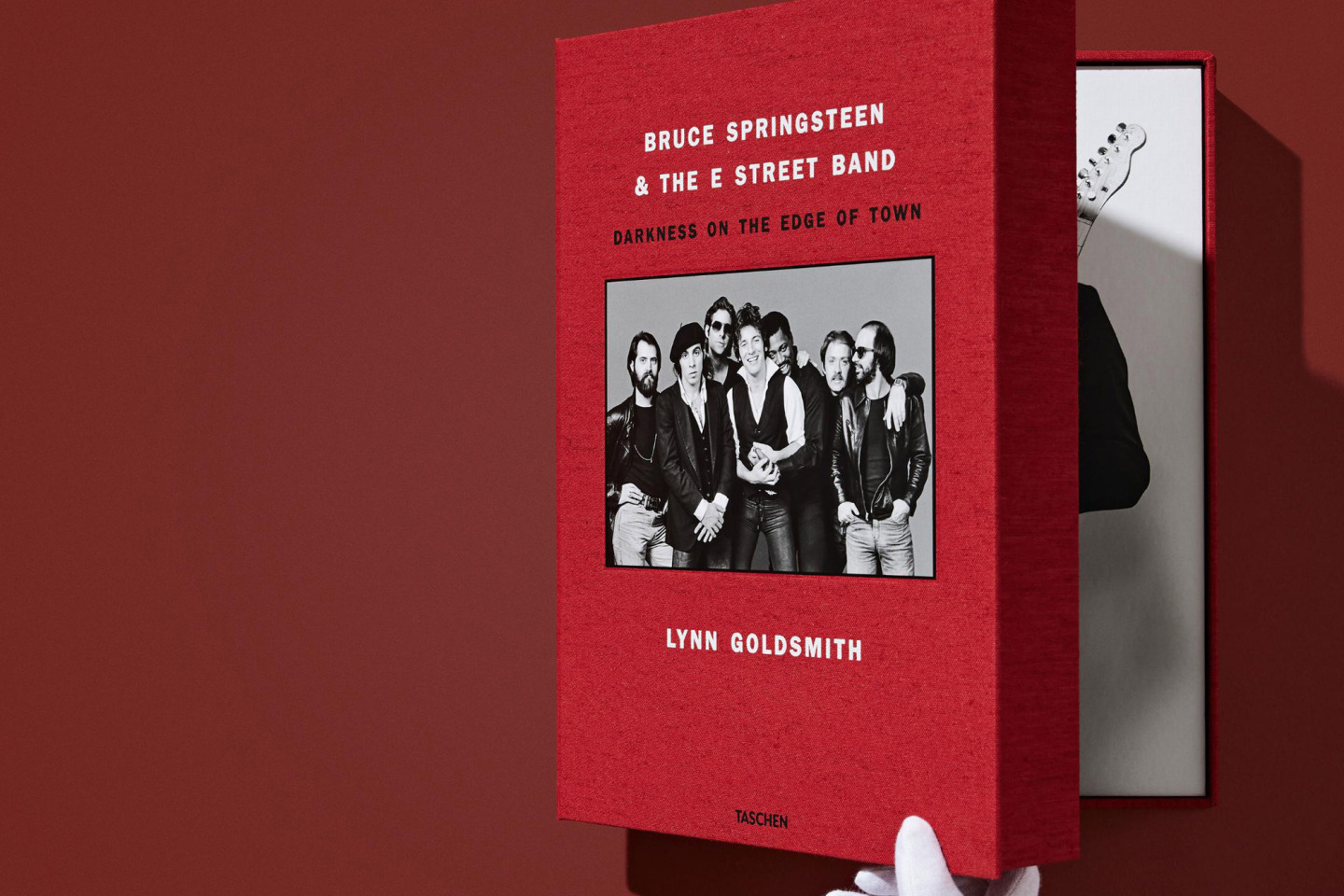 Bruce Springsteen & the E Street Band - Darkness at the Edge of Town