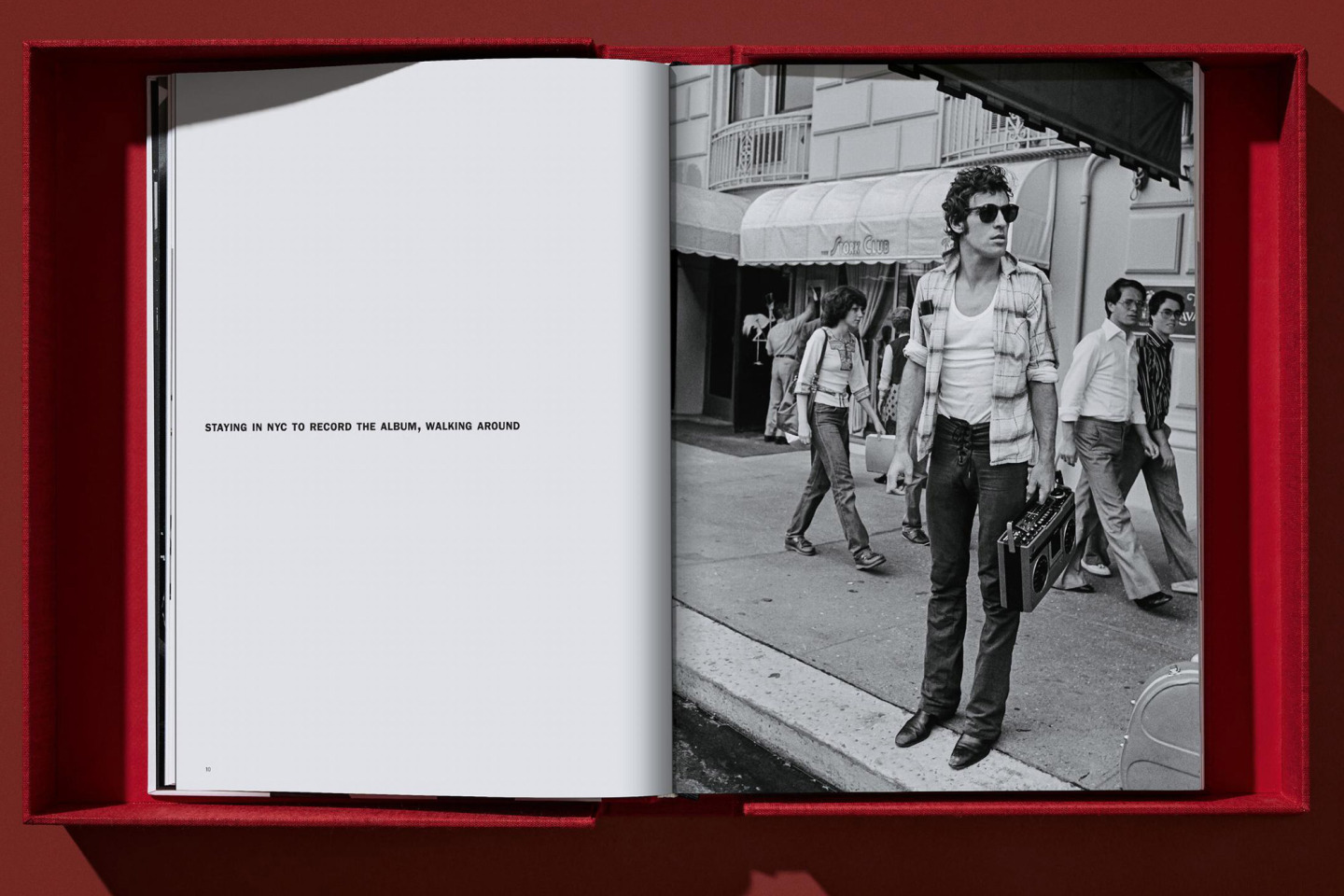 Bruce Springsteen & the E Street Band - Darkness at the Edge of Town