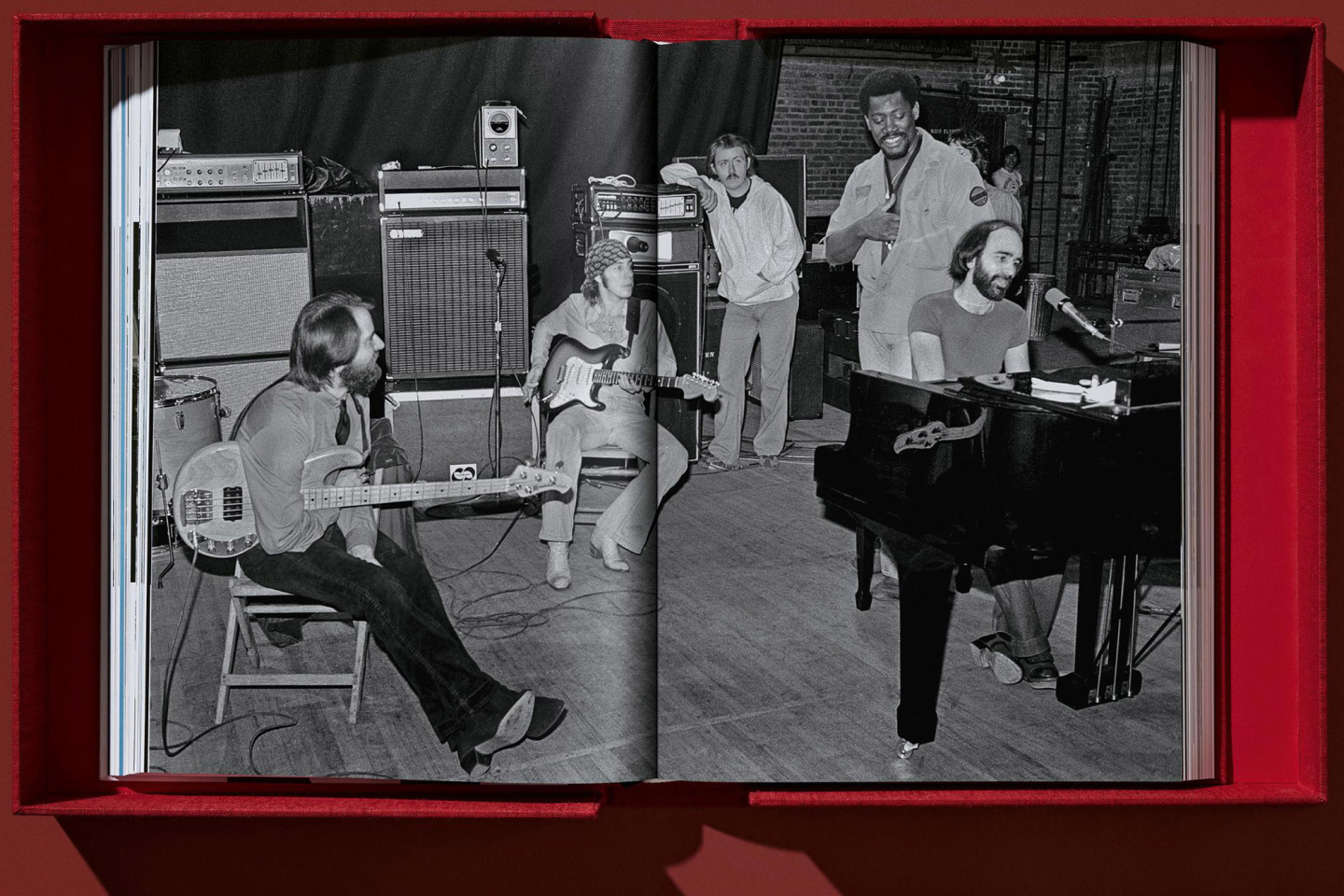 Bruce Springsteen & the E Street Band - Darkness at the Edge of Town