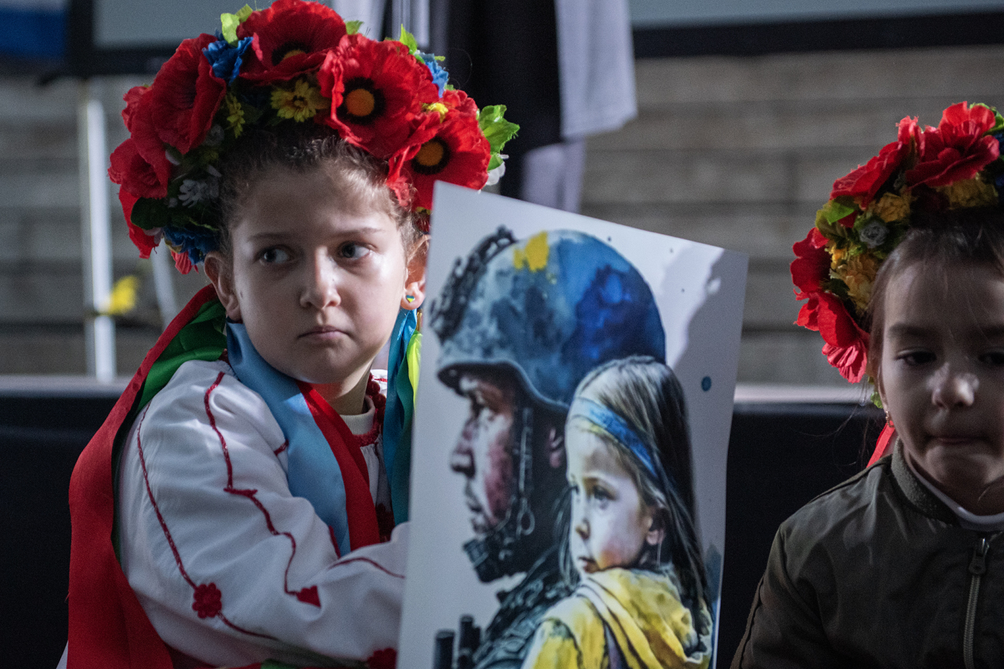 Δύο χρόνια από τη ρωσική εισβολή στην Ουκρανία: Φωτορεπορτάζ από την ειρηνική πορεία υποστήριξης της Ουκρανίας στην Αθήνα