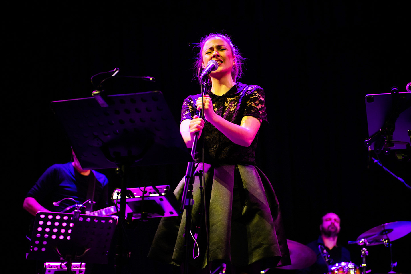 Voice 102.5: Christina Samara