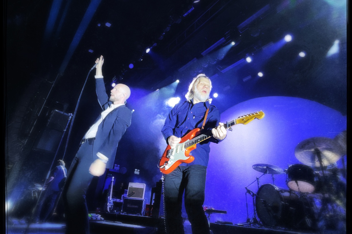 Sivert Høyem: Ανταπόκριση από τη συναυλία στο Floyd σε 30 εικόνες του φωτογράφου Πέτρου Νικόλτσου